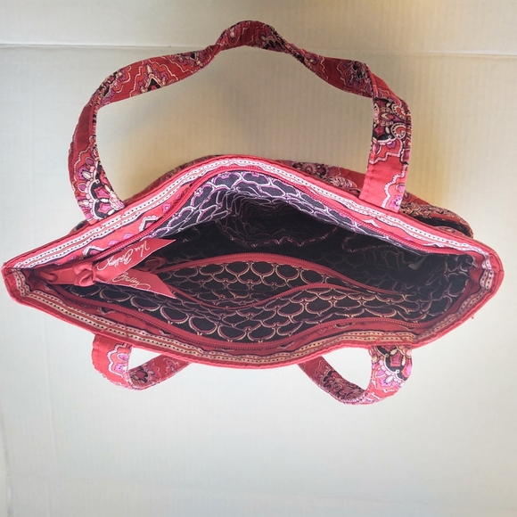 VERA BRADLEY Red Frankly Scarlet Shoulder Bag Purse Medium - Picture 5 of 16